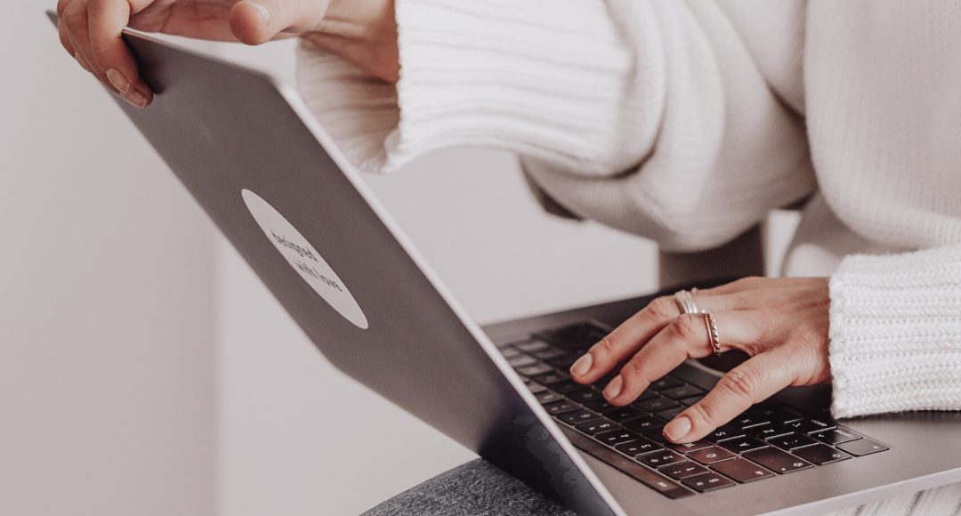 xr:d:DAFyHX1KhaE:21,j:8542609537160789907,t:23102321